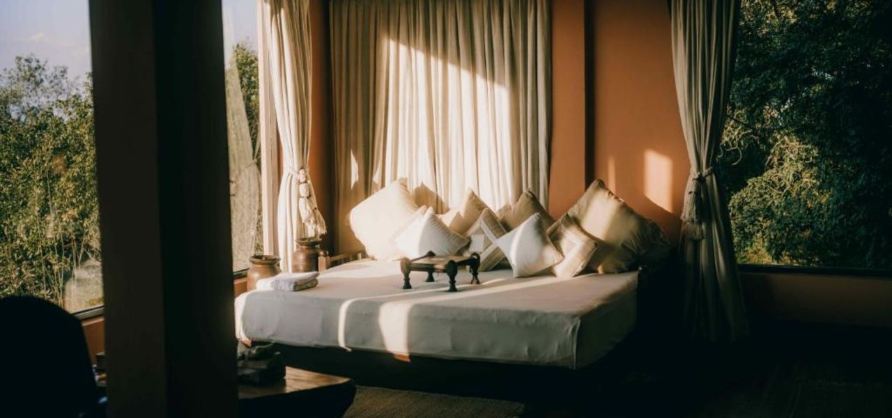 Signature Nepal & Bhutan | Peaks & Prayer Flags