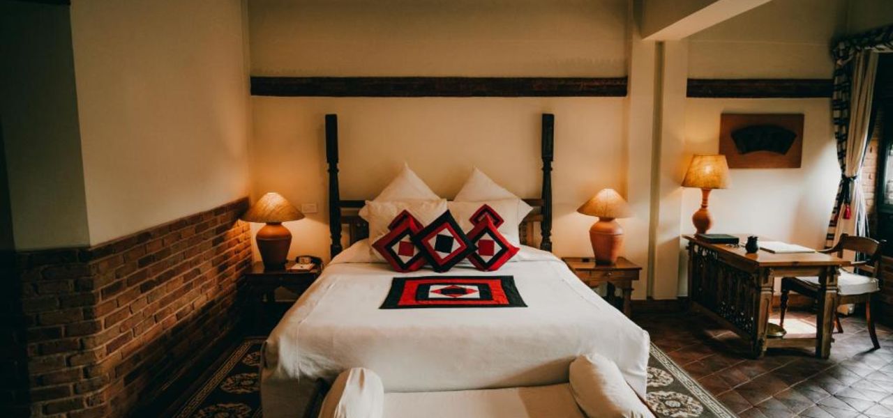 Signature Nepal & Bhutan | Peaks & Prayer Flags