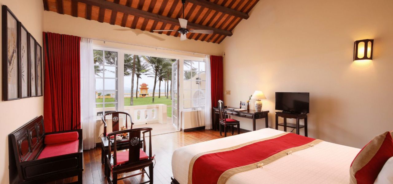 Signature Vietnam | In Fabric & Folklore