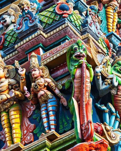 Detailansicht des Meenakshi-Tempels in Madurai, Südindien