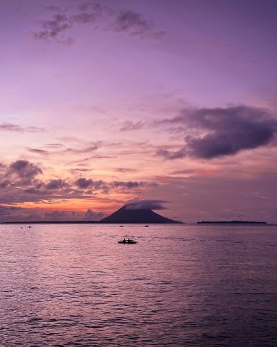 Nord-Sulawesi: Vulkane, Regenwald & Strand
