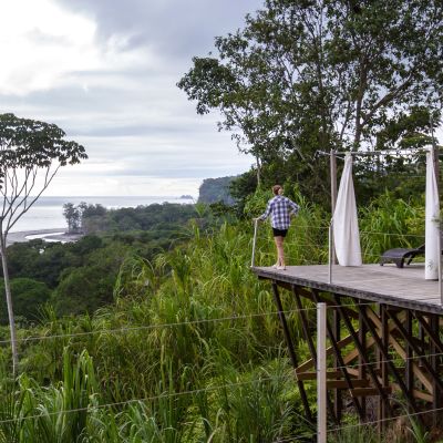 female hike at a viewpoint, Costa Rica