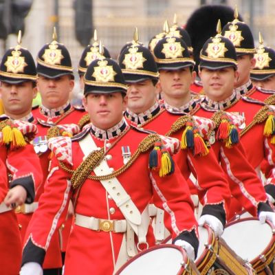 Enchanting Travels UK & Ireland Tours Guards