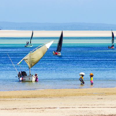 Fisherman,Working,With,Low,Tide,In,Mozambique,Coastline