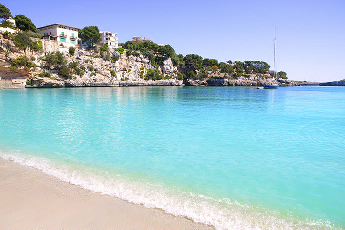 Porto Cristo blue-green waters