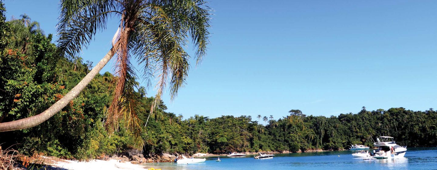 Paraty beach