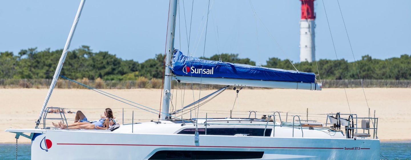 Sunsail 37.3