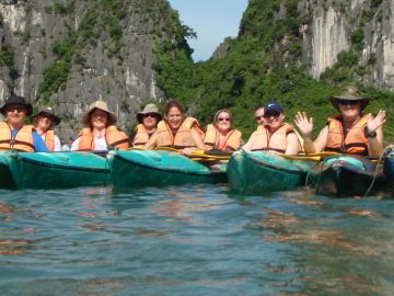Kayaking group in Halong Bay