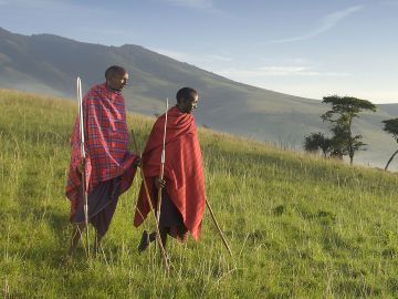 Ngorongoro Kirurumu sem-permanent tented camp views over the crater