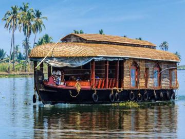 Kerala houseboat