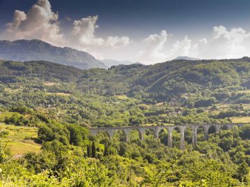 Mountain scenery in Tuscany