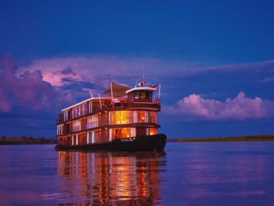 Zafiro riverboat Amazon