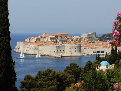 Croatia, Greece, Med & Caribbean Yacht Charter and Catamaran Charter