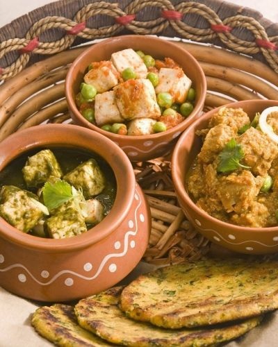Palak Paneer, Soya Kebab, Masala Chees, Green Peas with Makki Ki Roti, Indian Food,