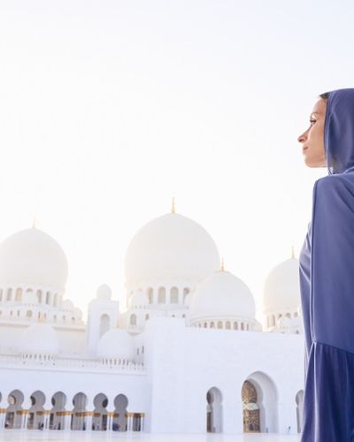 Things to do in Dubai and Abu Dhabi - Sheikh Zayed Grand mosque