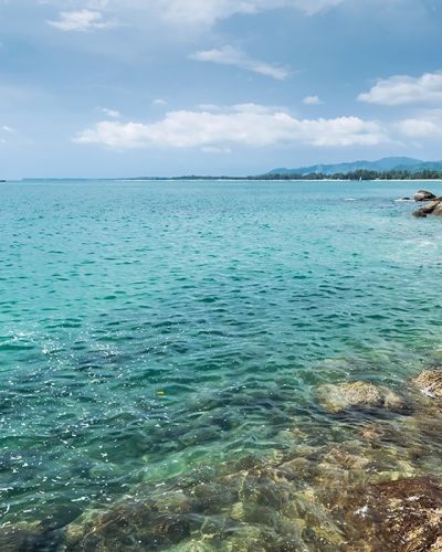Khao Lak: Azurblaues Wasser bietet beste Bedingungen für Taucher
