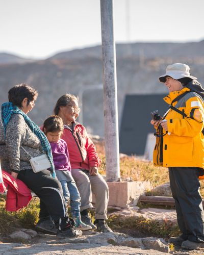 Abenteuer im Nordosten Grönlands: Gletscher, Fjorde und Polarlichter