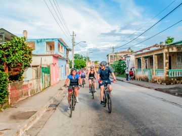 Cycling Cuba