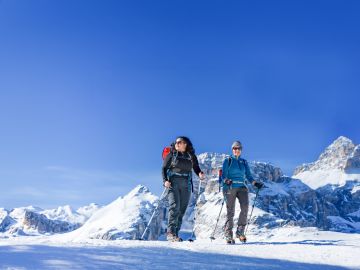 Snowshoeing in the Dolomites – Premium Adventure