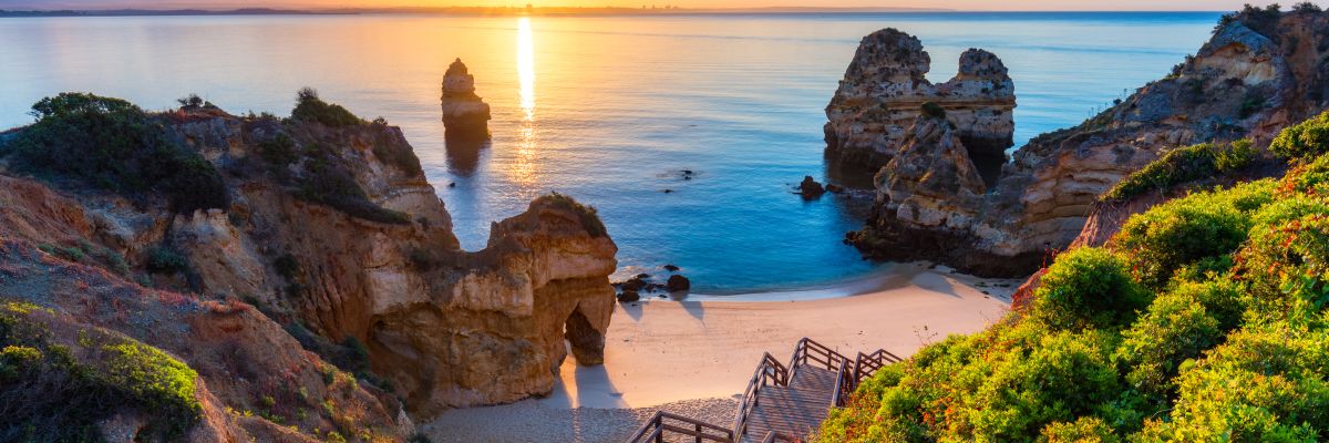 Last-Minute Holidays