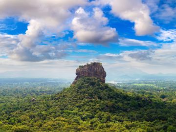 Sri Lanka: Wonders & Wildlife – Premium Adventure