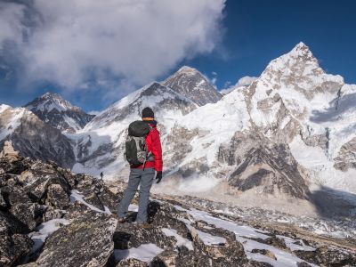 traveller looking at Mount Everest