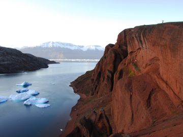 Three Arctic Islands (Southbound)