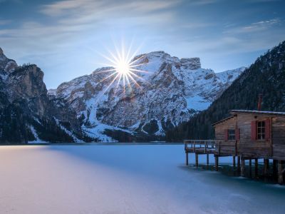 Snowshoeing in the Dolomites – Premium Adventure