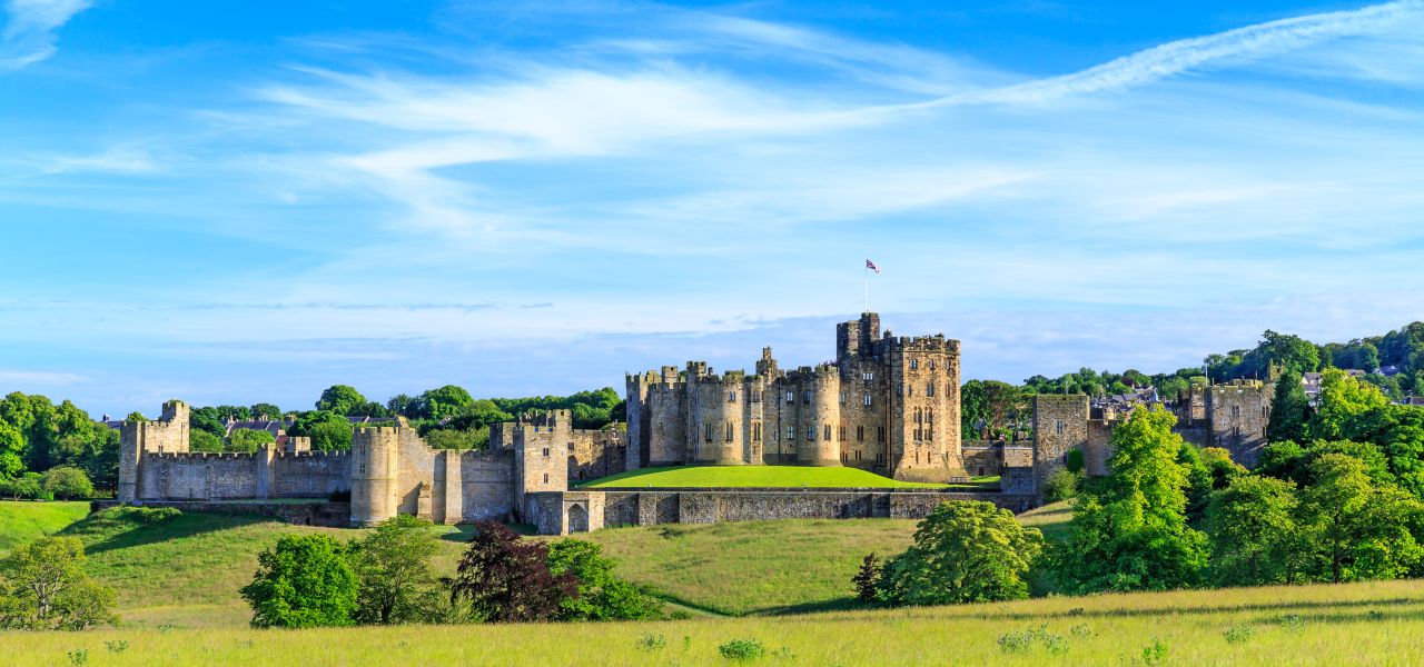 Castles, Hadrian’s Wall & the Lake District