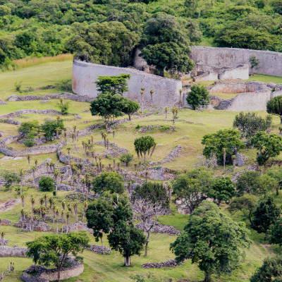 Great Zimbabwe: Stone Ruins of a Civilization