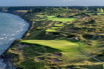 A view of the 3rd green and 4th hole along the coast of Lake Michigan on the Straits Course at Whistling Straits in Wisconsin, USA.