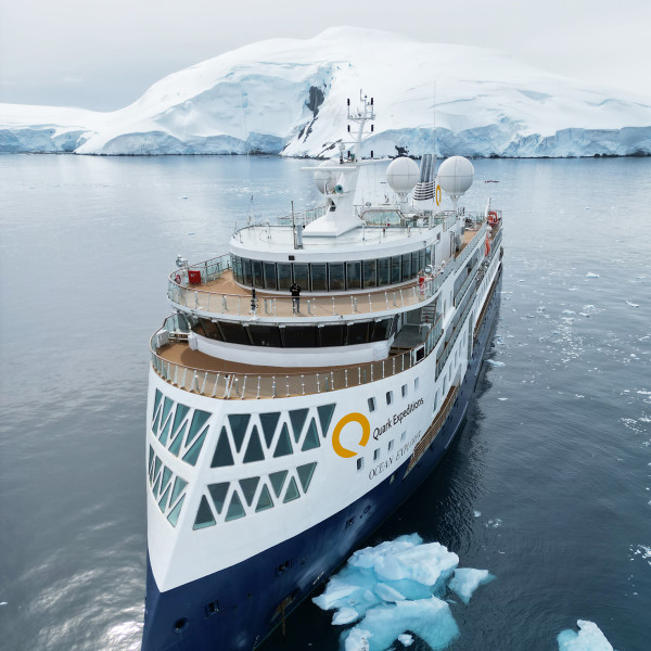 Ocean Explorer exterior