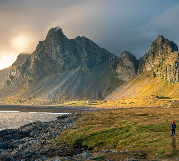 Iceland Circumnavigation: Mountains, Volcanoes and Waterfalls