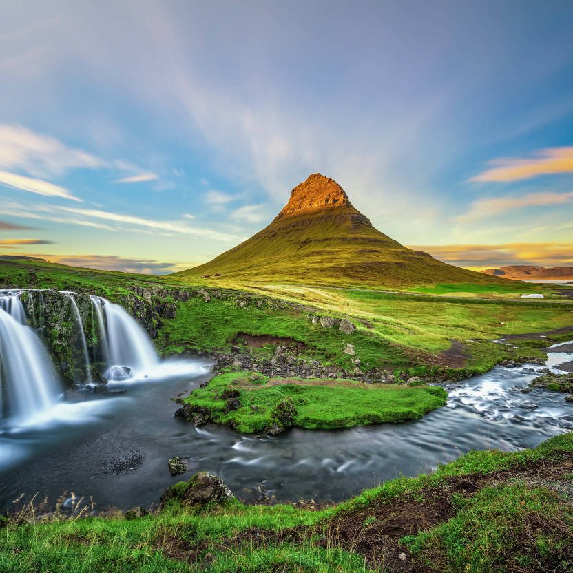 Iceland Circumnavigation: Mountains, Volcanoes and Waterfalls