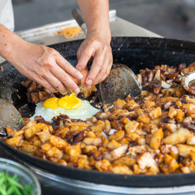Street food at Kimberly Street Food Night Market. George Town, Penang, Malaysia, Asia