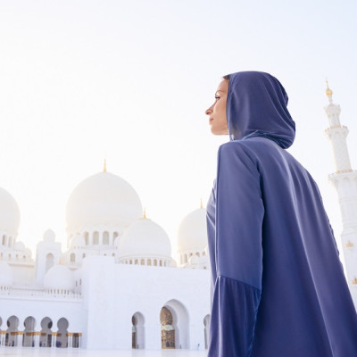 Things to do in Dubai and Abu Dhabi - Sheikh Zayed Grand mosque