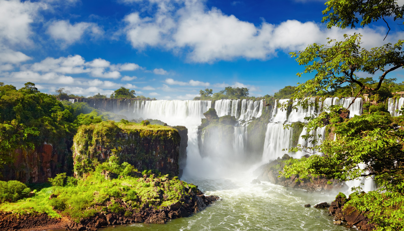 Buenos Aires Iguazú Falls, Deep Jungle, and City Tours
