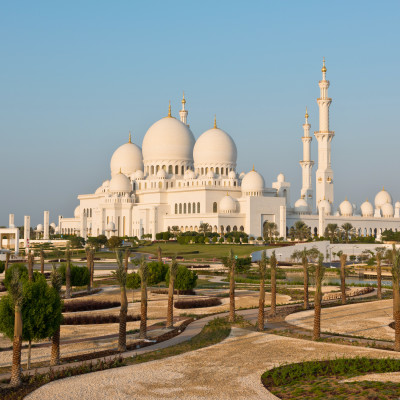 View of famous Sheikh Zayed White Mosque in Abu Dhabi, UAE