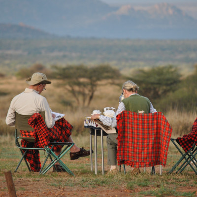 Kenia ganz luxuriös: Wander-Safari, Strand und traumhafte Lodges