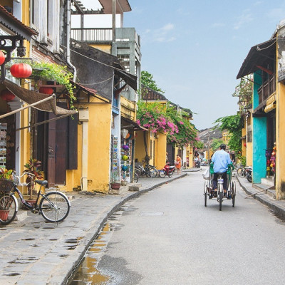 In den farbenprächtigen Gassen von Hoi An