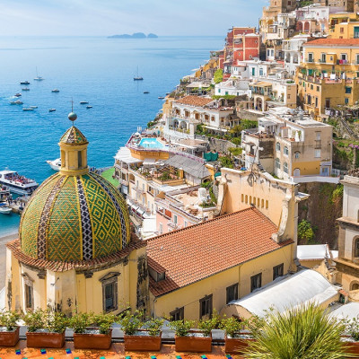 Discover Positano: Italy's Enchanting Coastal Village