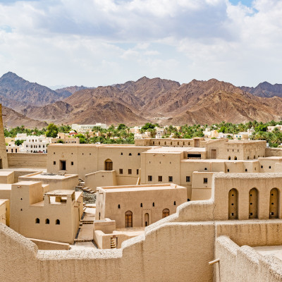 Oman Road Trip: Mountains, Fortresses and Desert Tour