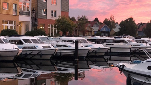 Destinations And Features