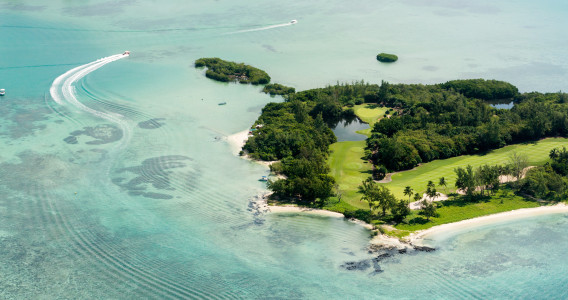 Beautiful lagoon of Mauritius Island