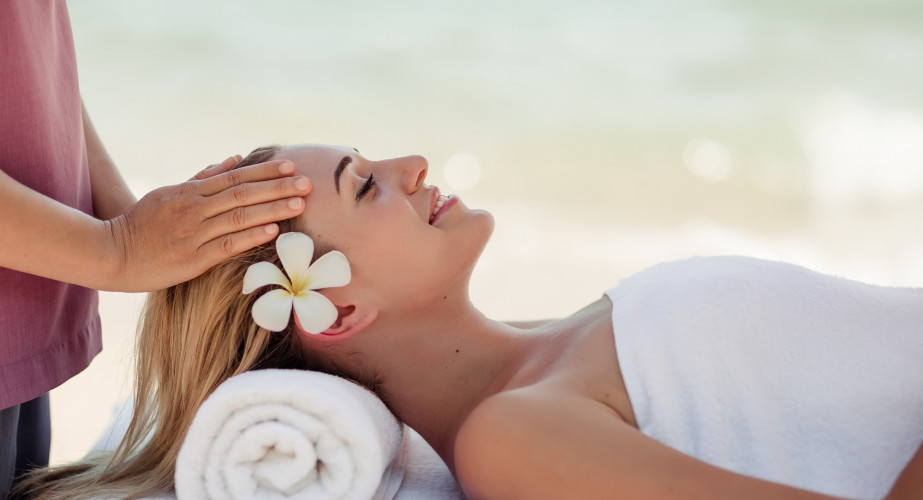 Amatara Wellness Resort - Head Massage