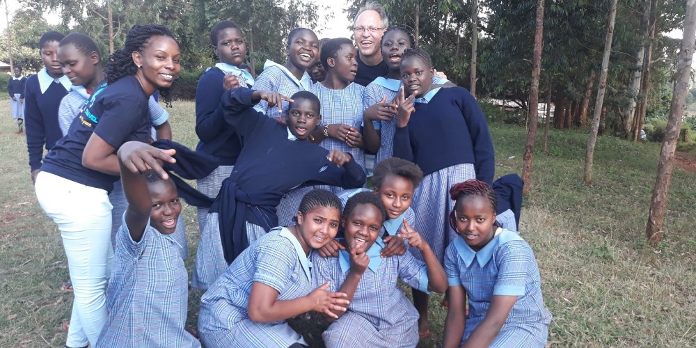 Logos: Bildung für eine bessere Zukunft