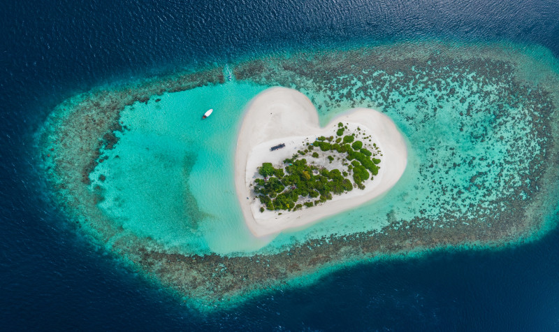 Drone-aerial-view-beautiful-tropical-heart