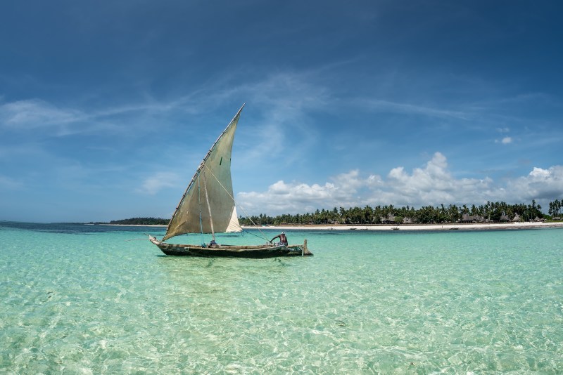 Kenya: Southern Circuit and Beach