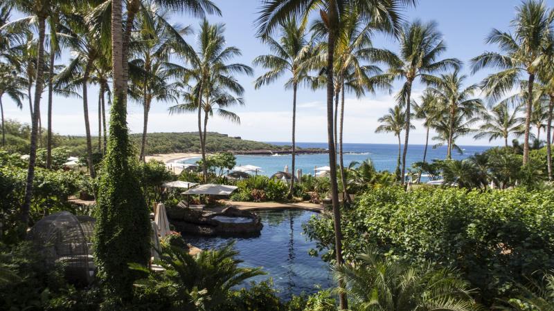 Oahu & Lanai: Beaches, Nature & History