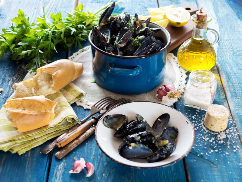 Mussels-with-buzara-sauce